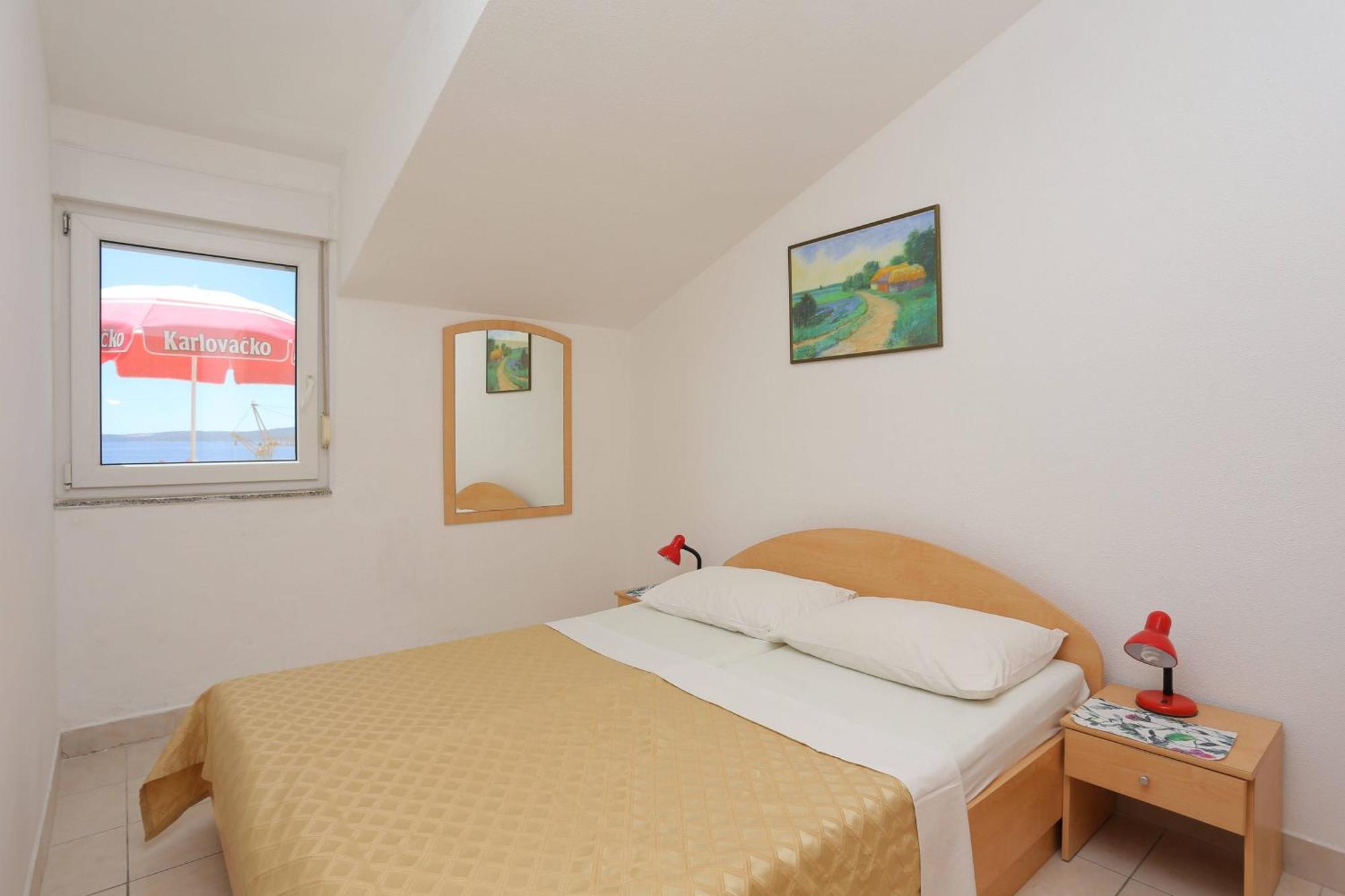 Family Friendly Apartments With A Swimming Pool Businci, Ciovo - 11232 Trogir Exterior foto